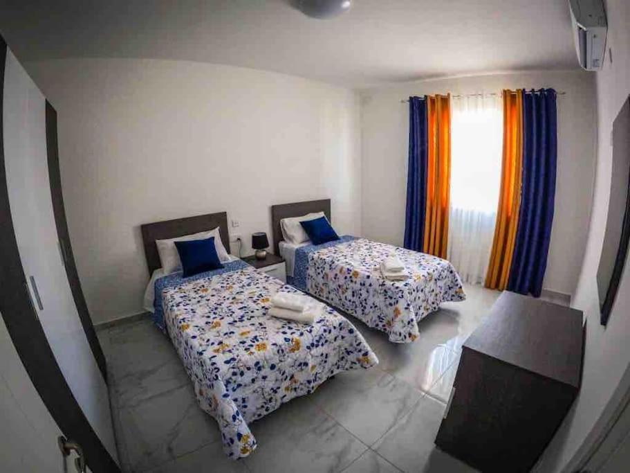 Appartamento Meadow Views Saint Paul'S Bay Flat 2 St. Paul's Bay Esterno foto